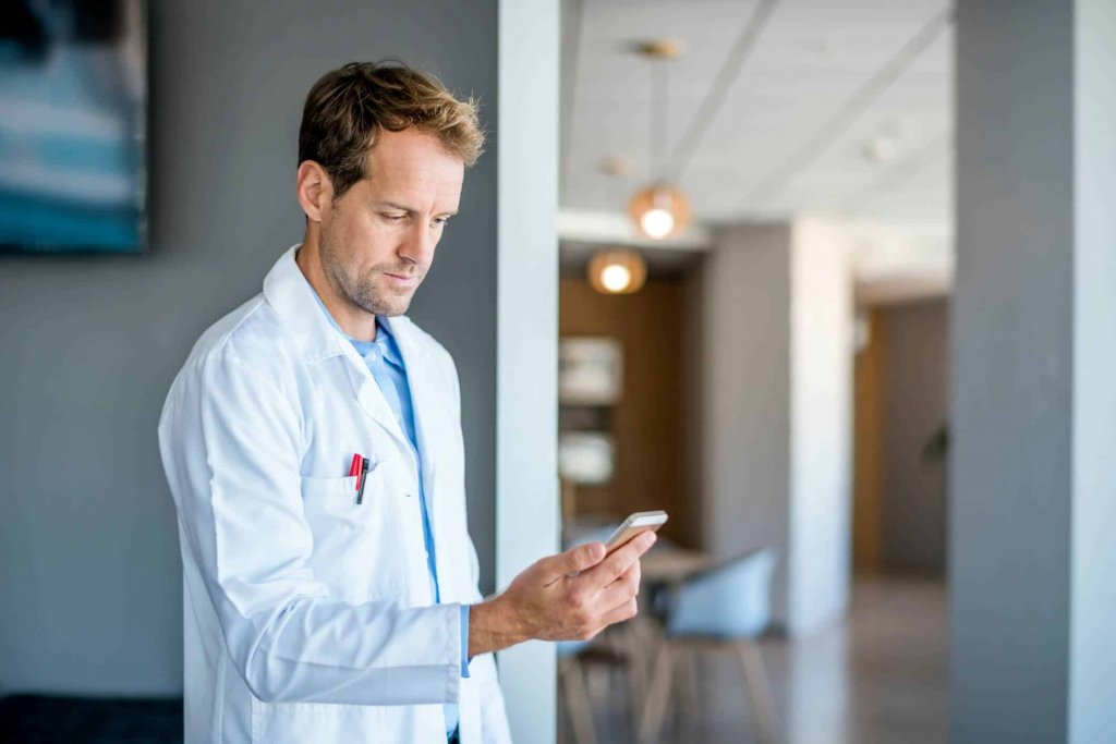8 dicas para o médico que trabalha em plantão noturno