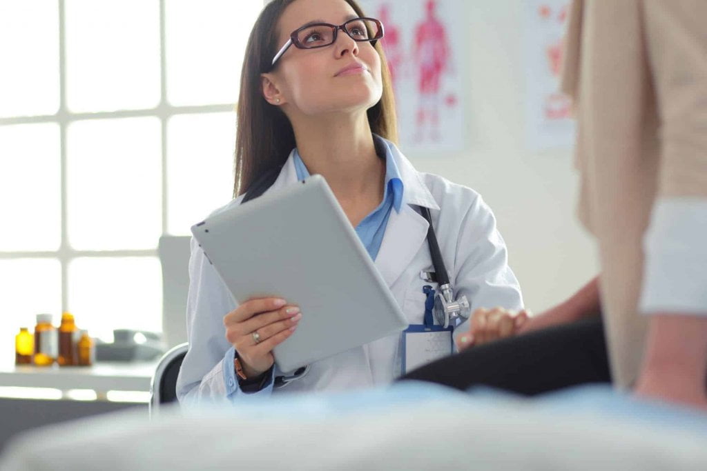 Qual a diferença entre um médico especialista e um generalista?
